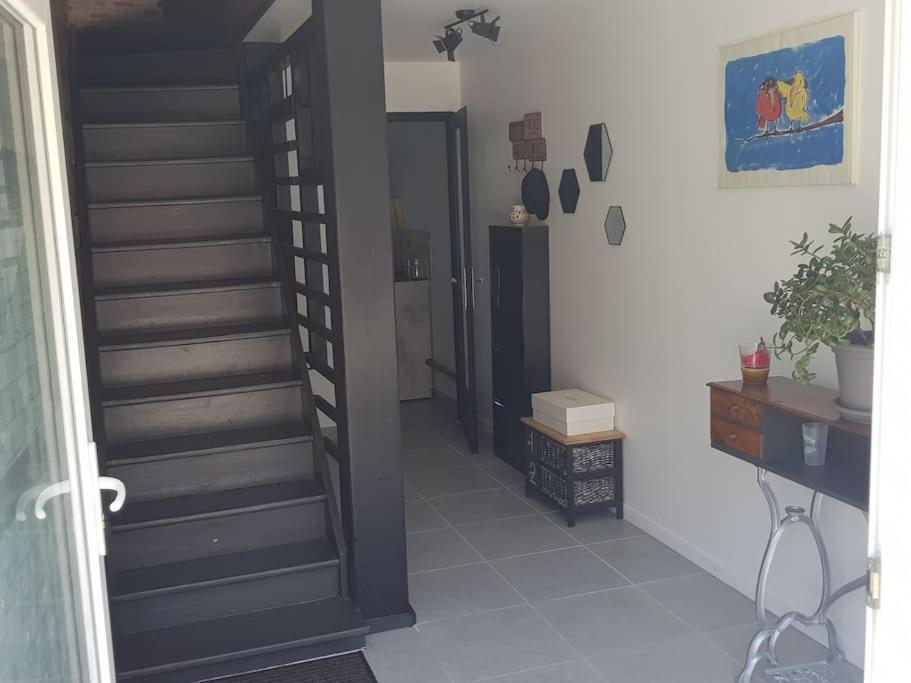 Petite Maison Type Loft En Plein Bourg D'Ambazac מראה חיצוני תמונה
